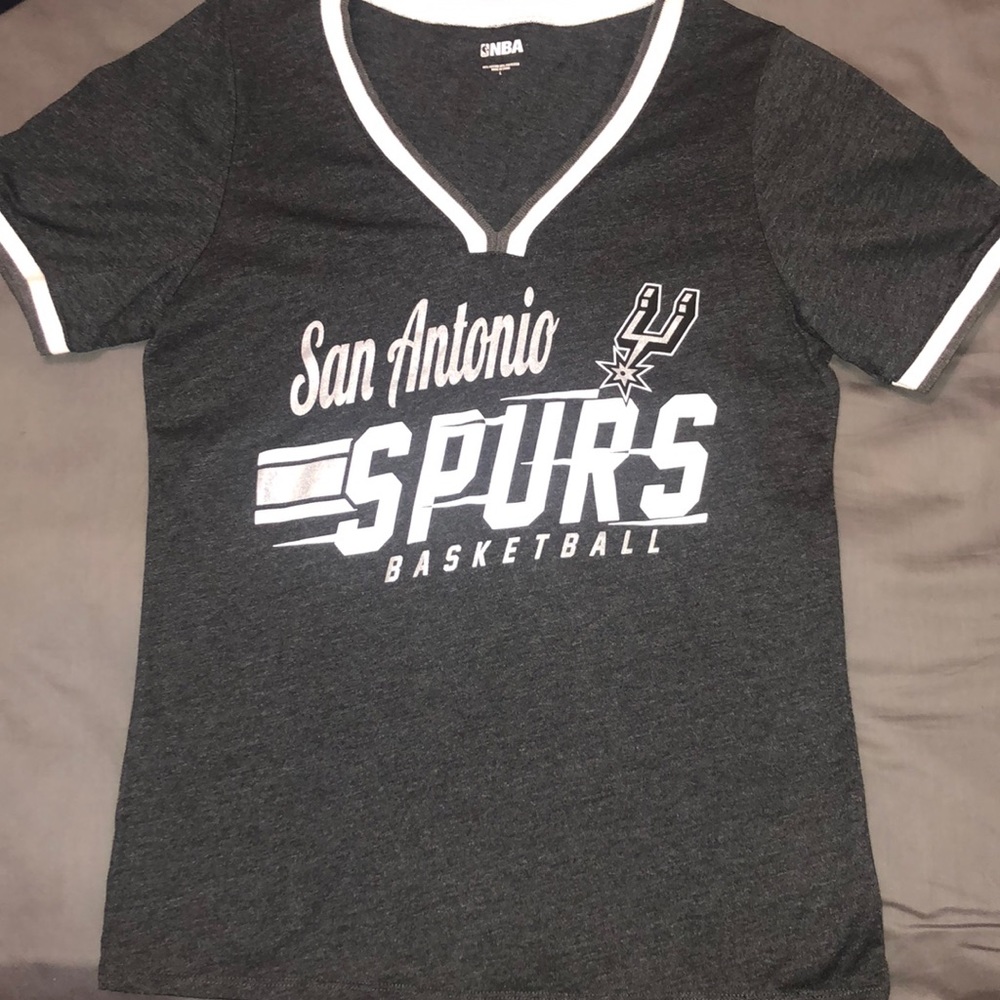 San Antonio Spurs V-neck shirt
